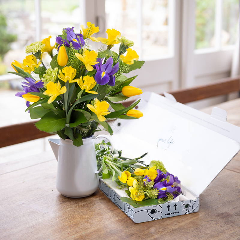 Letterbox Spring Meadow - Blue Flower Bouquet - Next Day Flower Delivery UK - Blossoming Gifts